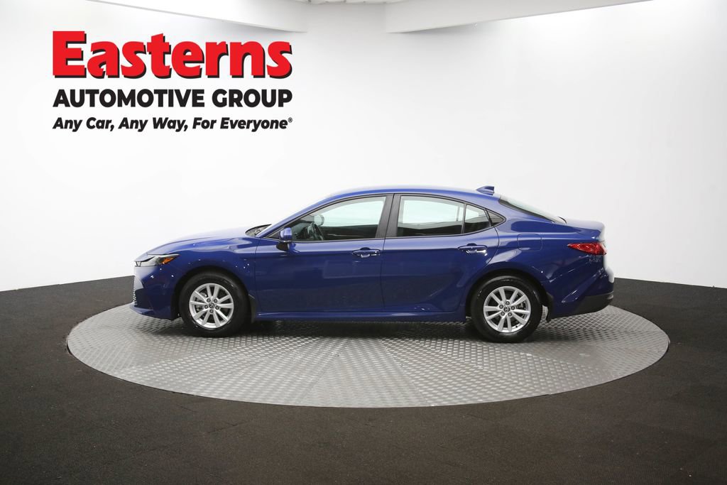 Used 2025 Toyota Camry LE w/ Convenience Package image 58
