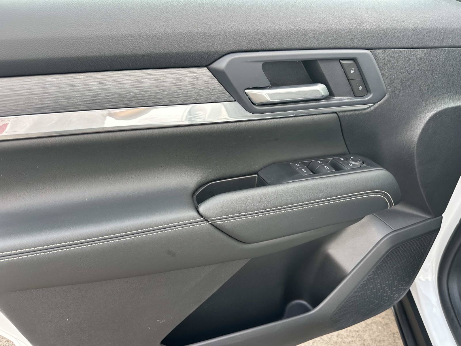 Certified 2026 GMC Terrain Elevation w/ Black Edition FWD image 14