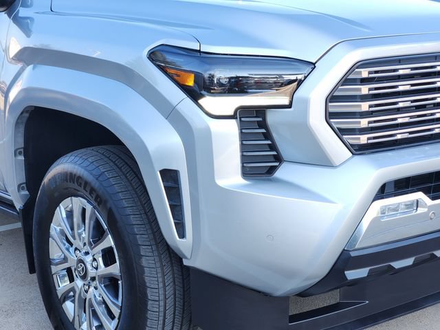 Certified 2025 Toyota Tacoma Limited AWD/4WD image 8