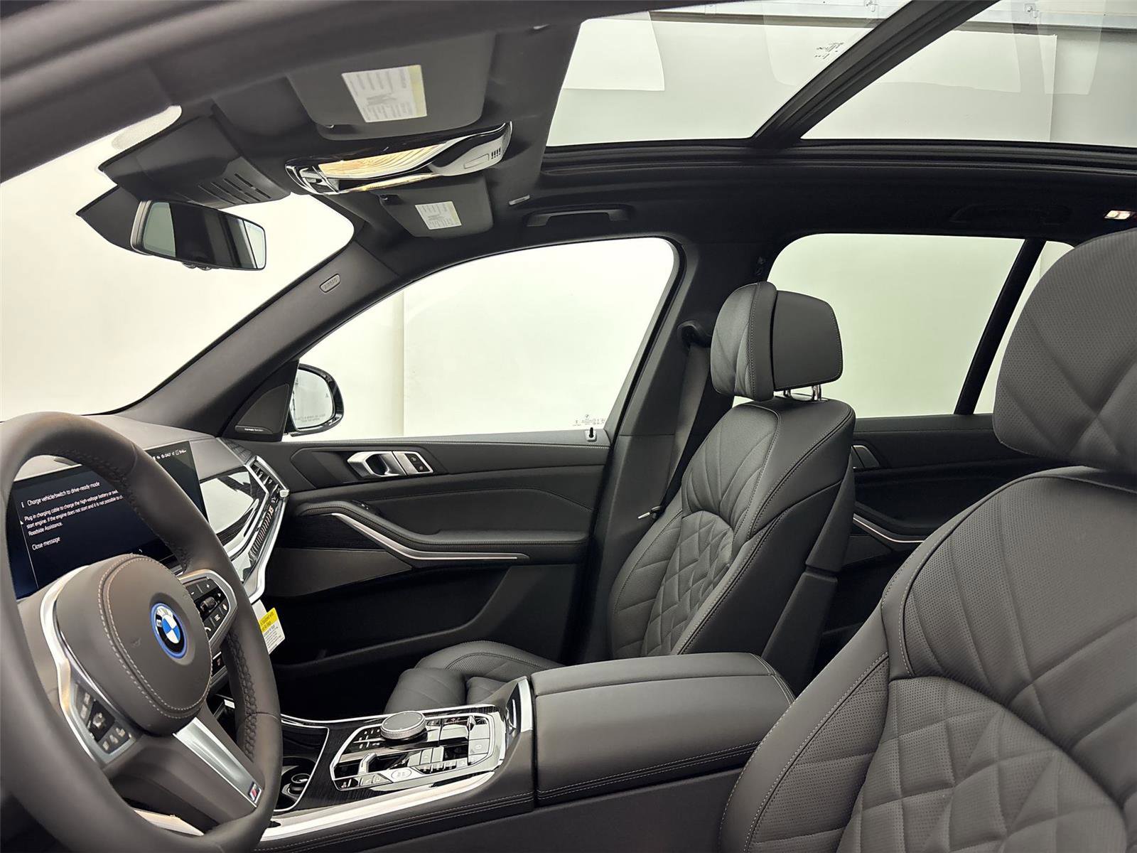 New 2026 BMW X5 xDrive50e image 24