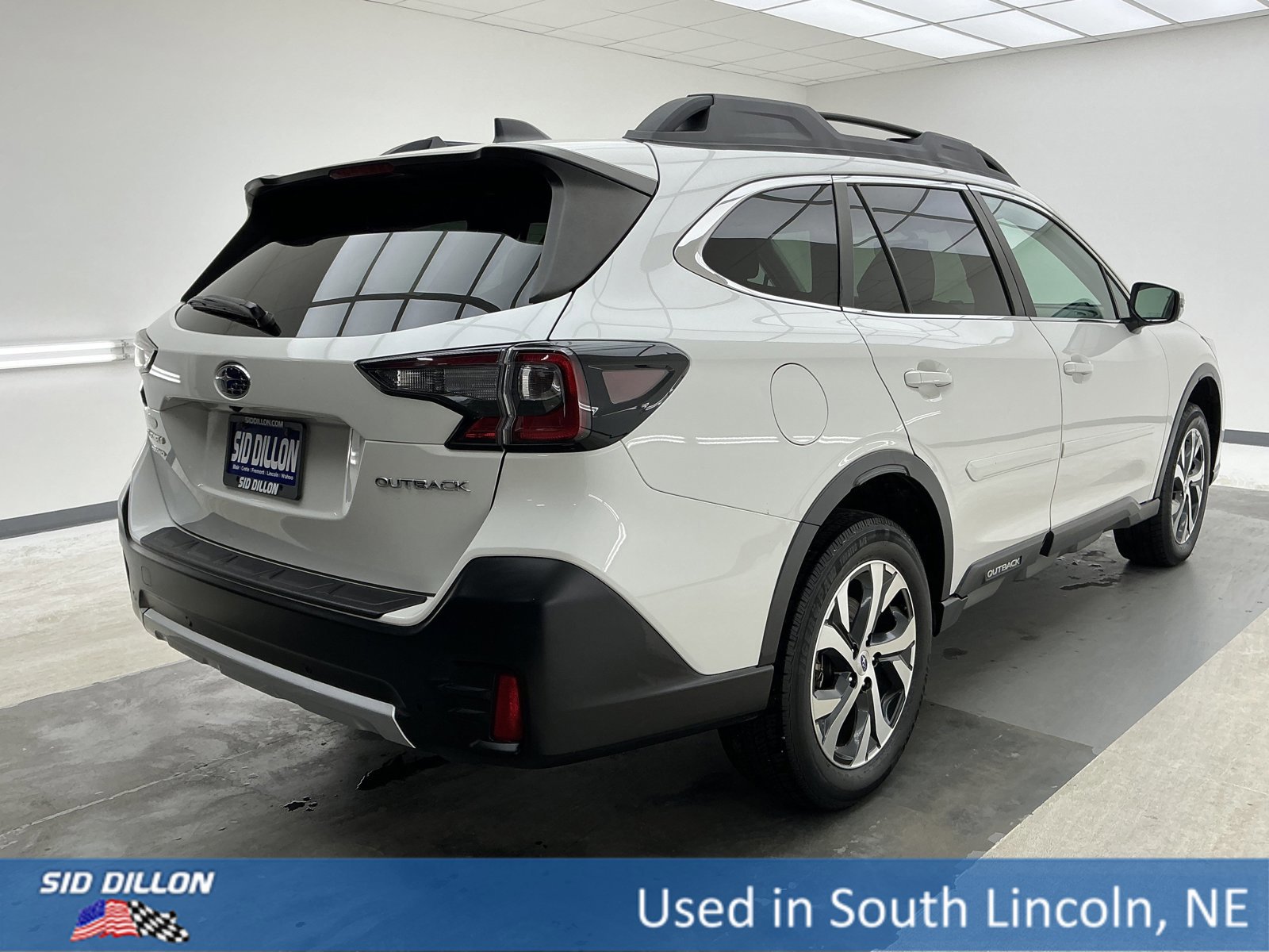 Used 2020 Subaru Outback Limited image 4