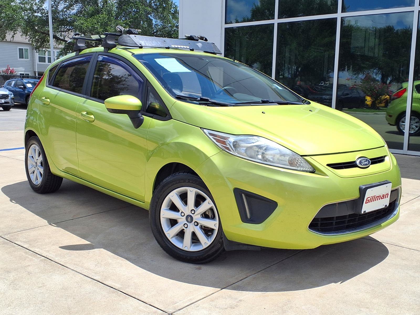 Used 2012 Ford Fiesta SE FWD video 2