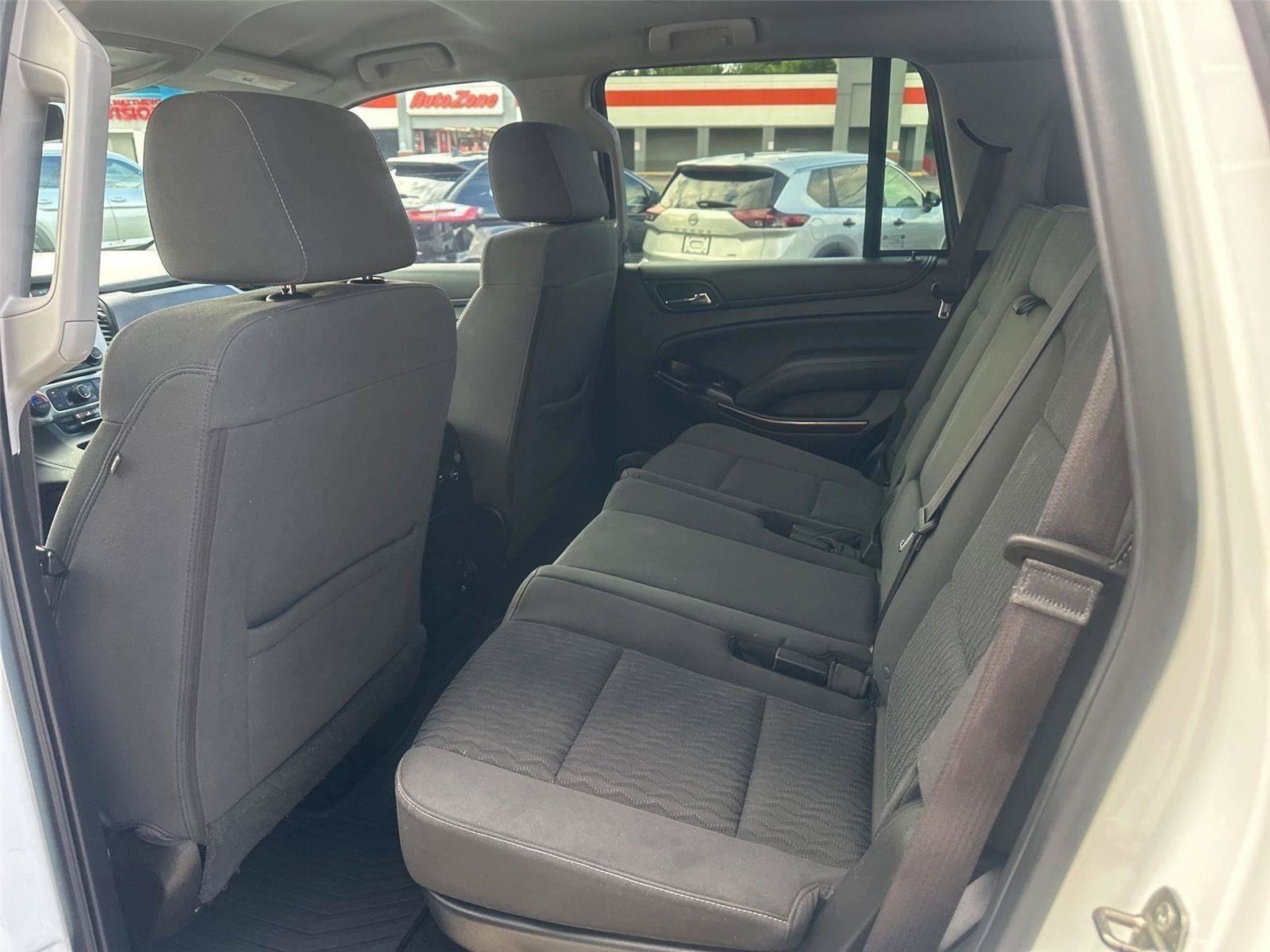 Used 2017 GMC Yukon SLE w/ SLE Value Package AWD/4WD image 19