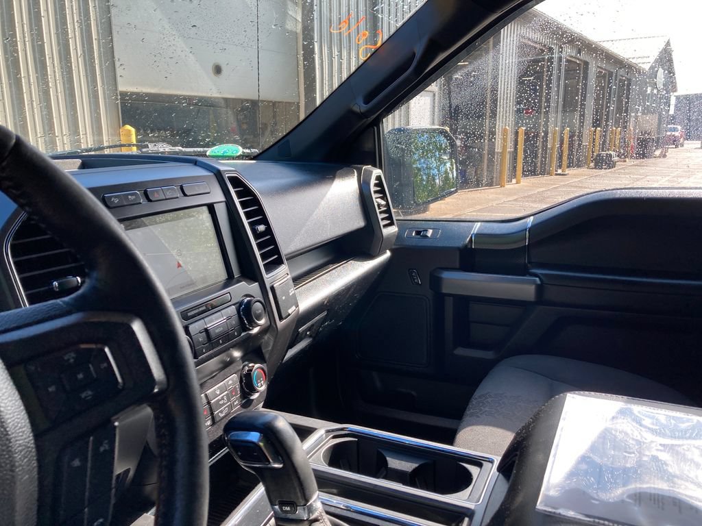 Used 2019 Ford F150 XLT w/ Equipment Group 302A Luxury AWD/4WD image 15
