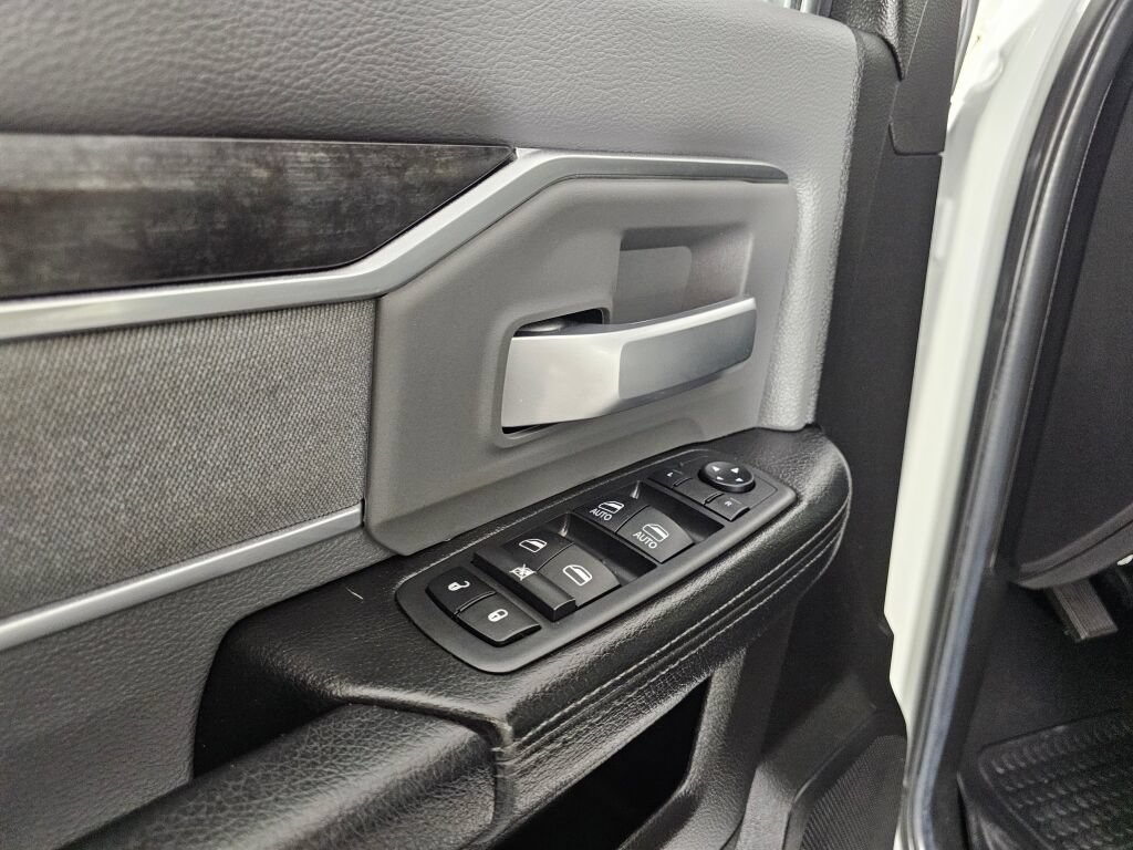 Used 2019 RAM 3500 Big Horn w/ Protection Group AWD/4WD image 19