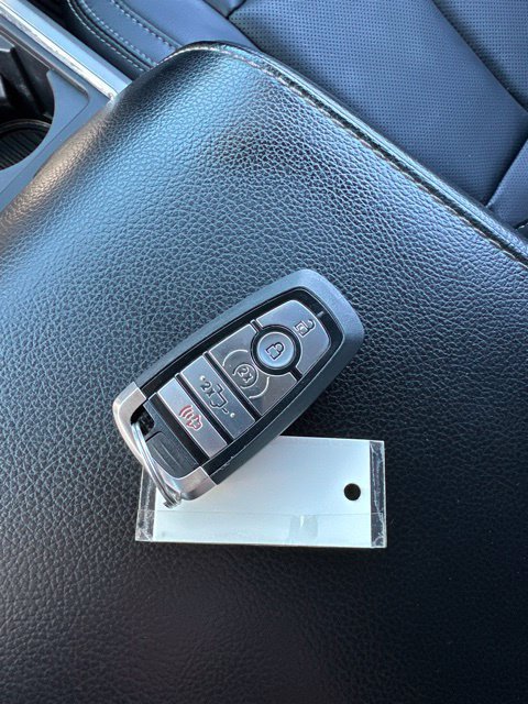 Used 2019 Ford F150 Lariat w/ Equipment Group 502A Luxury AWD/4WD image 24