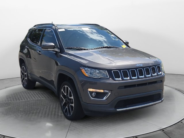 Used 2018 Jeep Compass Limited w/ Navigation Group AWD/4WD image 7