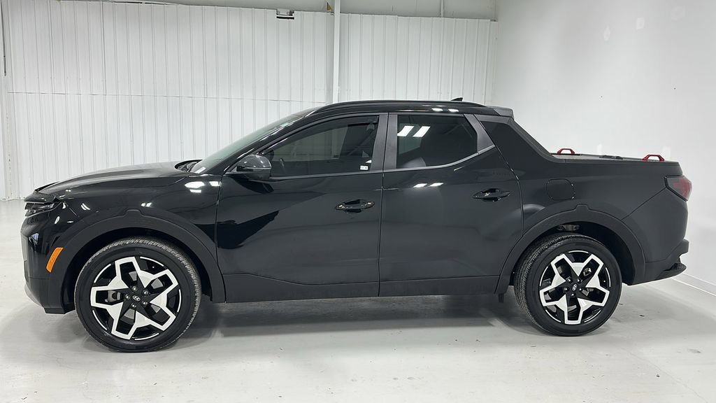 Certified 2024 Hyundai Santa Cruz Limited image 2