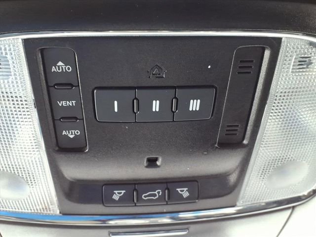 Used 2020 Jeep Grand Cherokee Altitude image 28