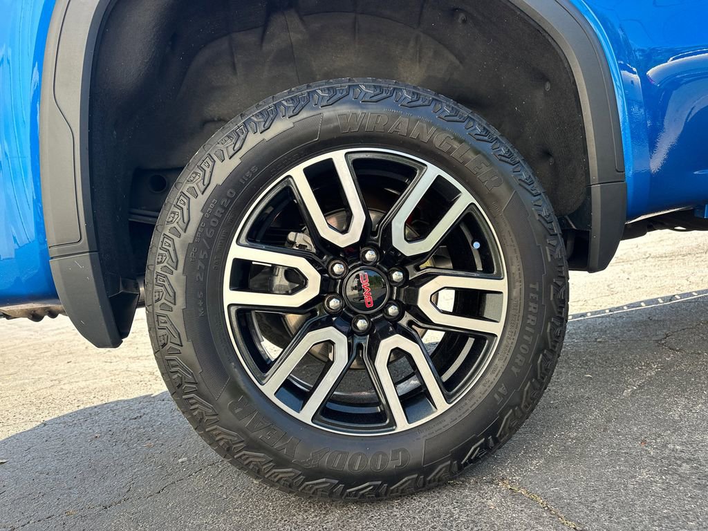 Used 2023 GMC Sierra 1500 AT4 w/ AT4 Premium Package AWD/4WD image 18