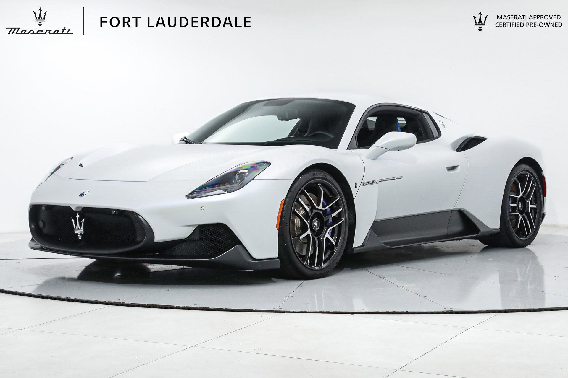 Certified 2022 Maserati MC20 Coupe image 1