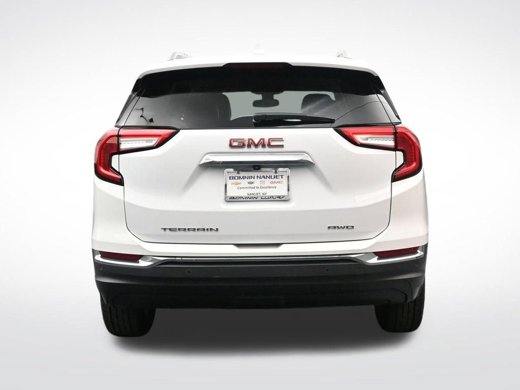 Used 2023 GMC Terrain SLT AWD/4WD image 4