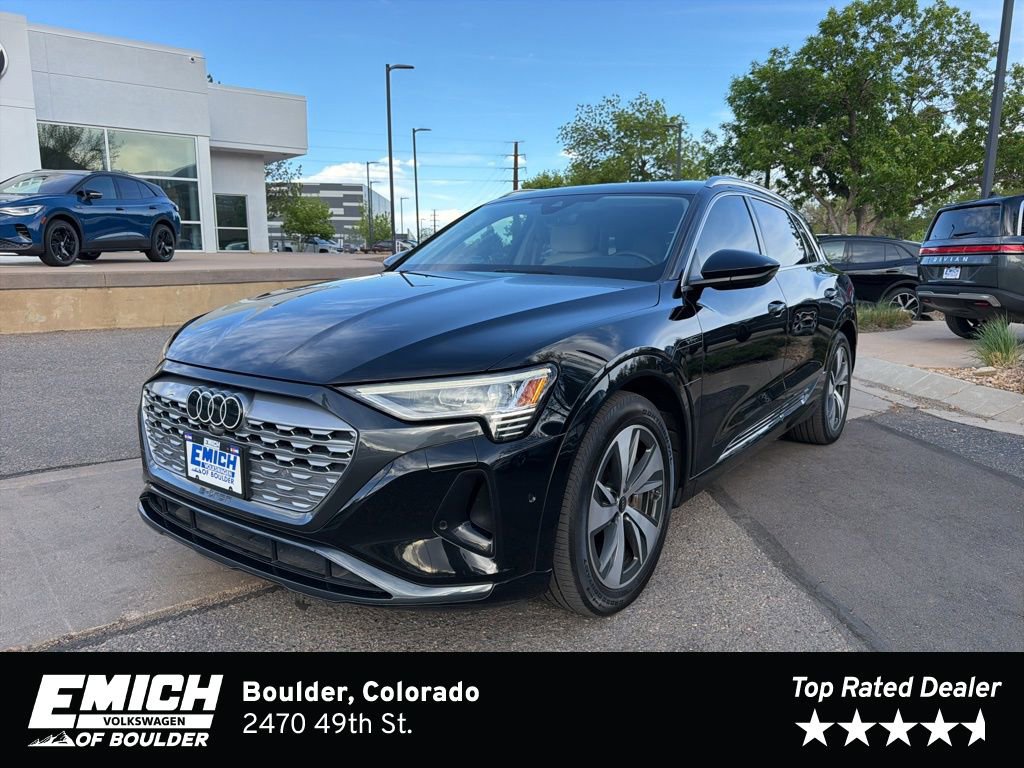 Used 2024 Audi Q8 e-tron Premium Plus w/ Premium Plus Package AWD/4WD image 1