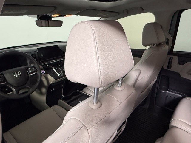 Used 2026 Honda Odyssey EX-L image 37