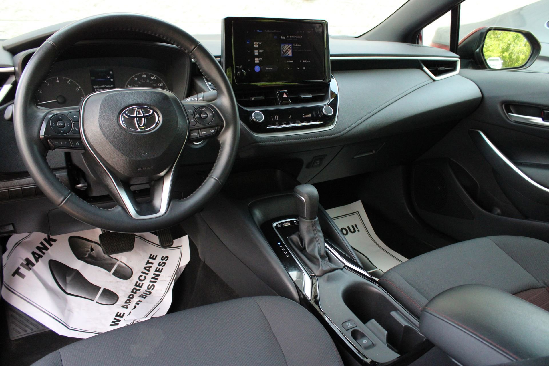 Used 2025 Toyota Corolla SE FWD image 20