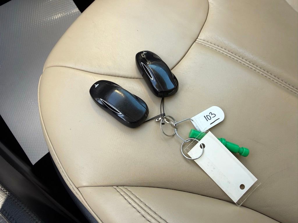 Used 2013 Tesla Model S RWD image 50