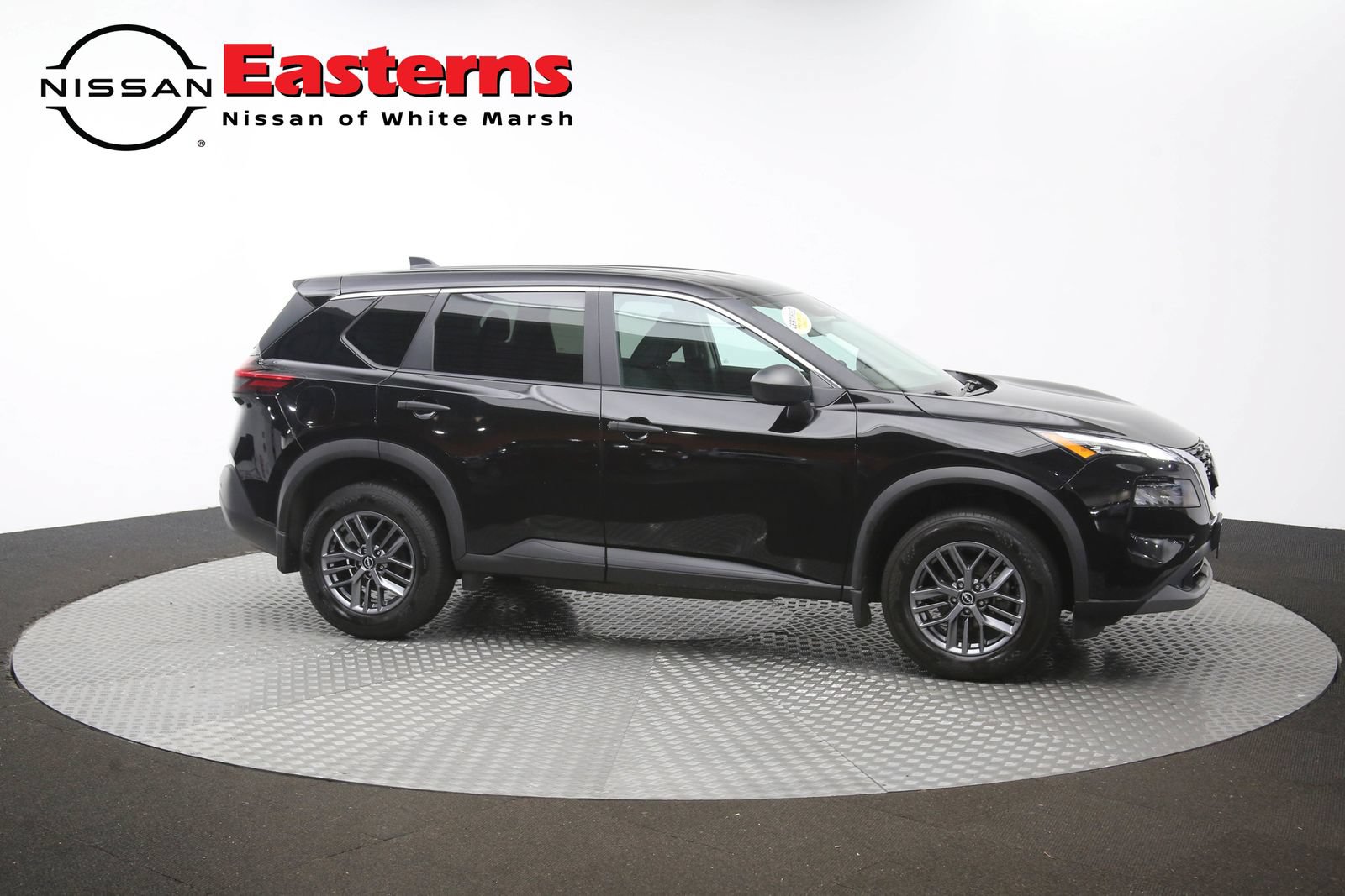 Used 2023 Nissan Rogue S AWD/4WD image 43