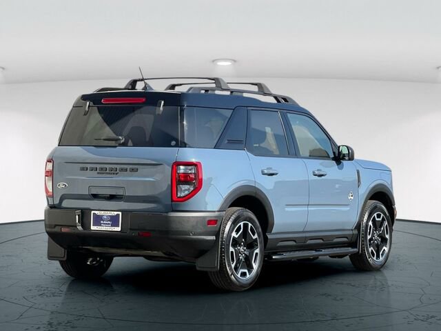 Used 2024 Ford Bronco Sport Outer Banks image 6