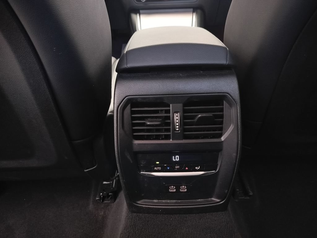 Certified 2025 BMW 330i Sedan RWD image 21