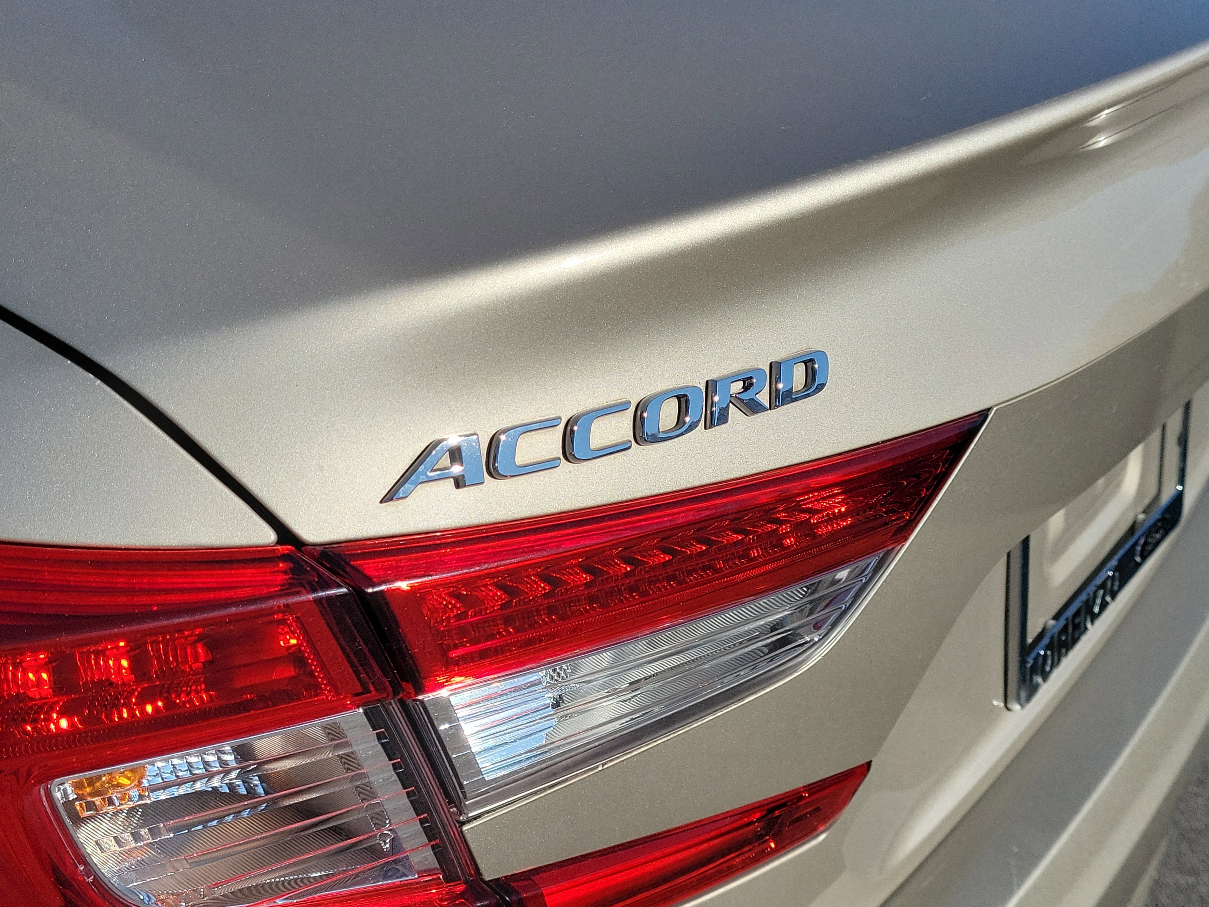 Used 2019 Honda Accord LX image 29