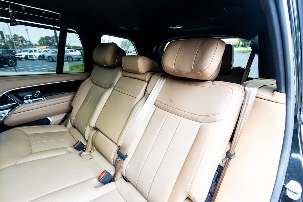 Used 2024 Land Rover Range Rover Long Wheelbase Autobiography AWD/4WD image 56
