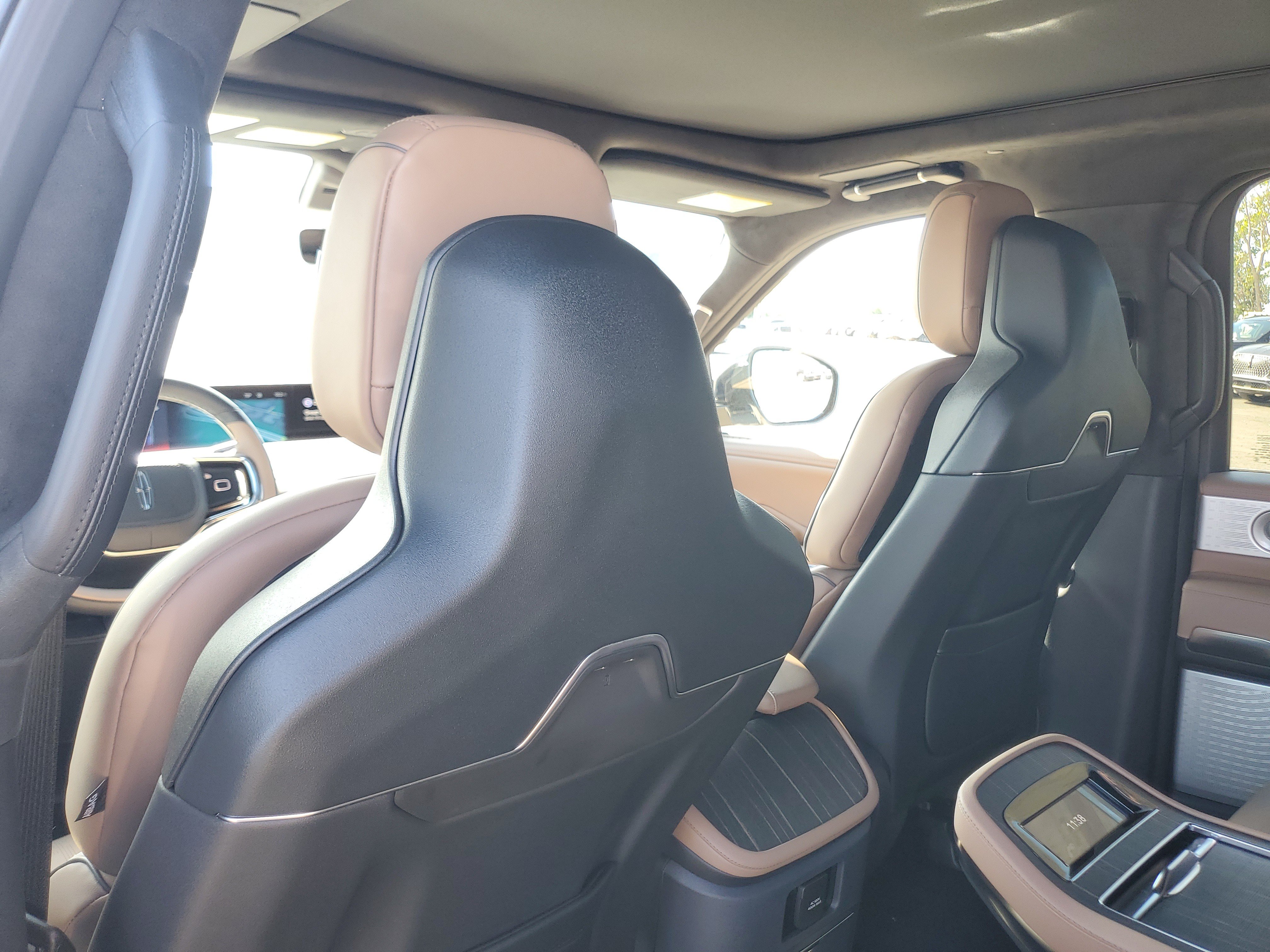 New 2027 Lincoln Navigator Black Label AWD/4WD image 28
