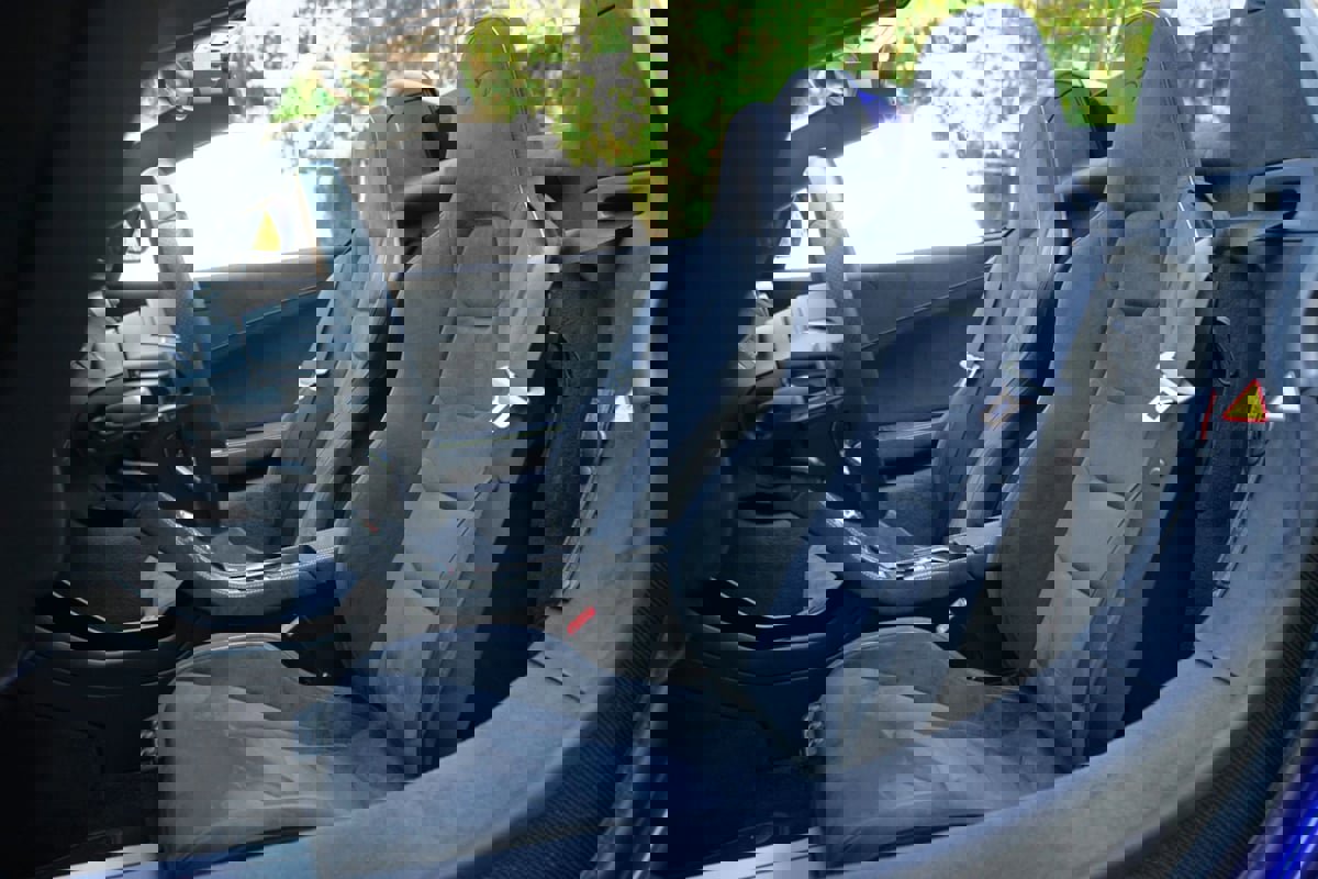 Used 2015 McLaren 650S Spider image 29