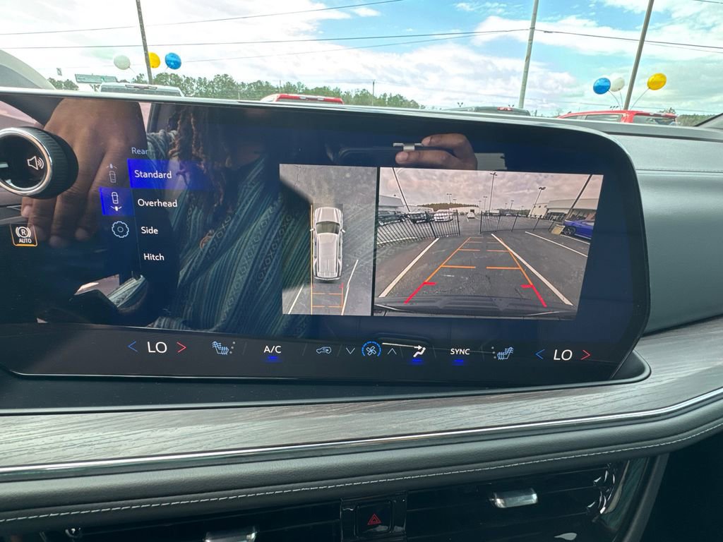 New 2026 Chevrolet Tahoe Z71 w/ Z71 Off-Road Package image 32