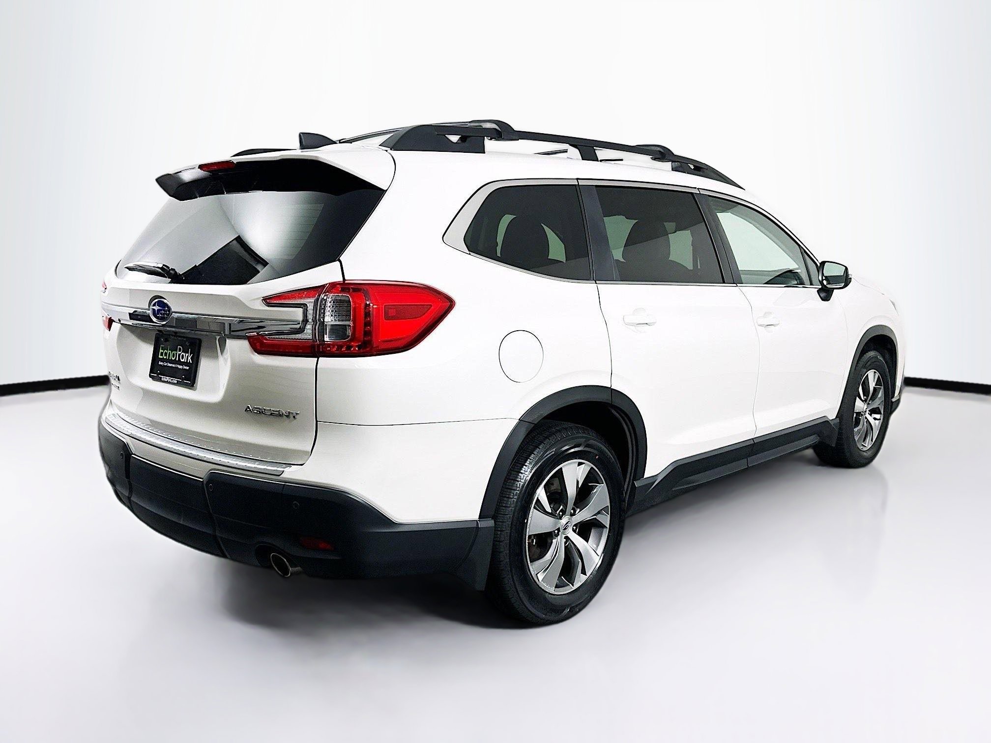Used 2023 Subaru Ascent Premium w/ Convenience Package image 9