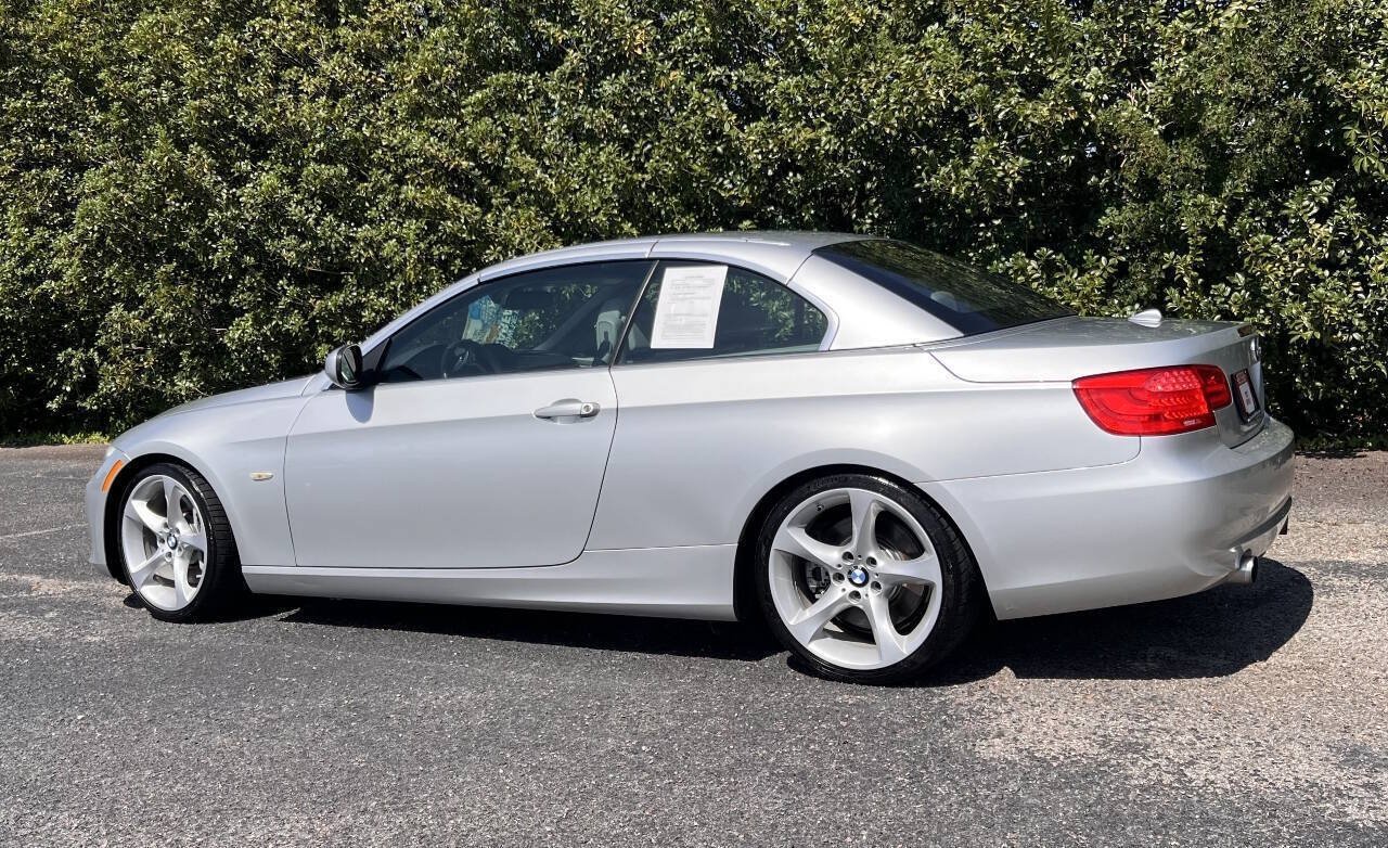 Used 2011 BMW 335i Convertible RWD image 5