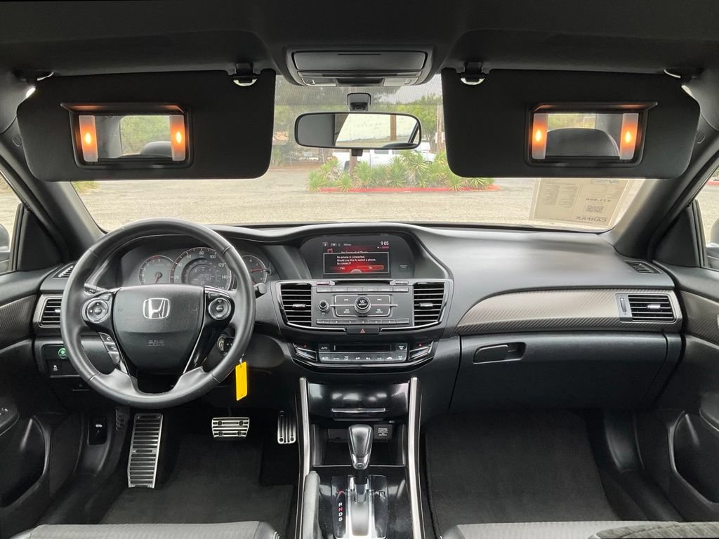 Used 2016 Honda Accord Sport image 28