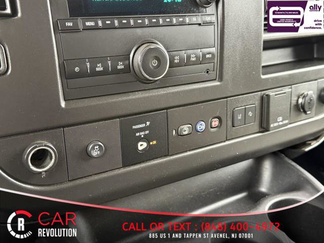 Used 2020 GMC Savana 3500 LT w/ LT Preferred Equipment Group image 24