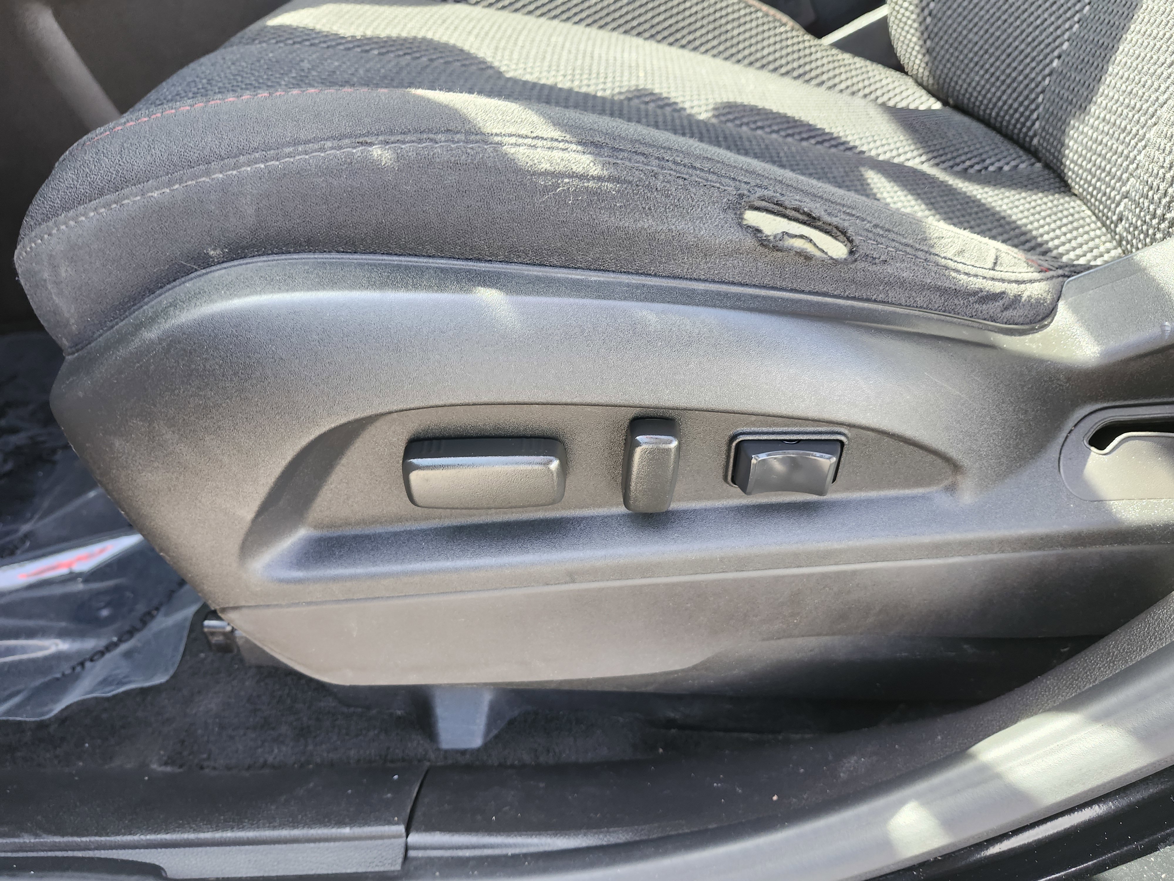 Used 2013 Chevrolet Equinox LT w/ Driver Convenience Package image 23