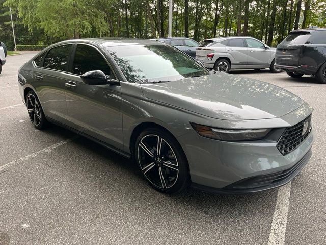 Used 2024 Honda Accord Sport image 2