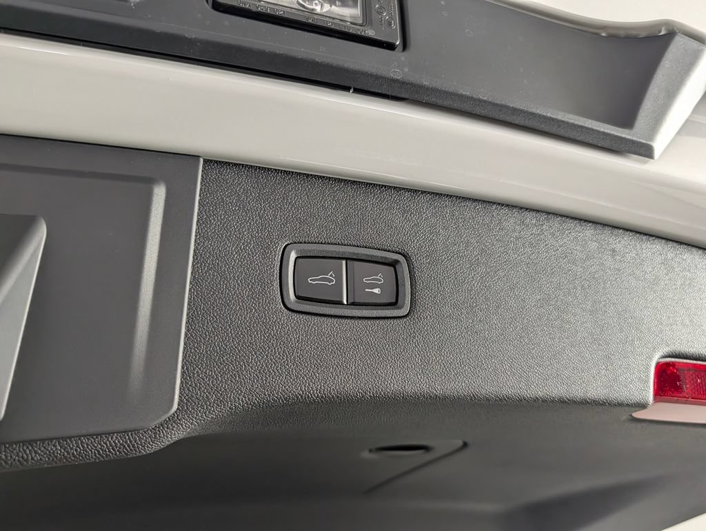 New 2026 Porsche Cayenne AWD/4WD image 18