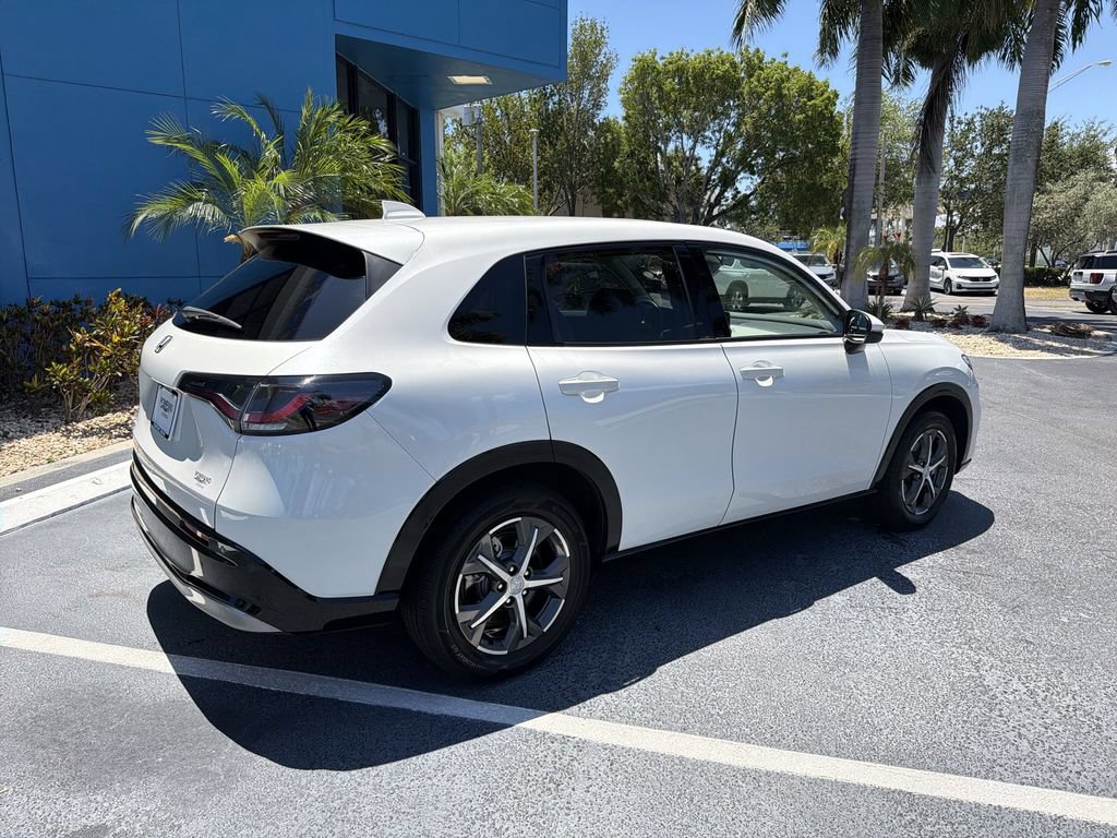 Certified 2024 Honda HR-V EX-L image 8