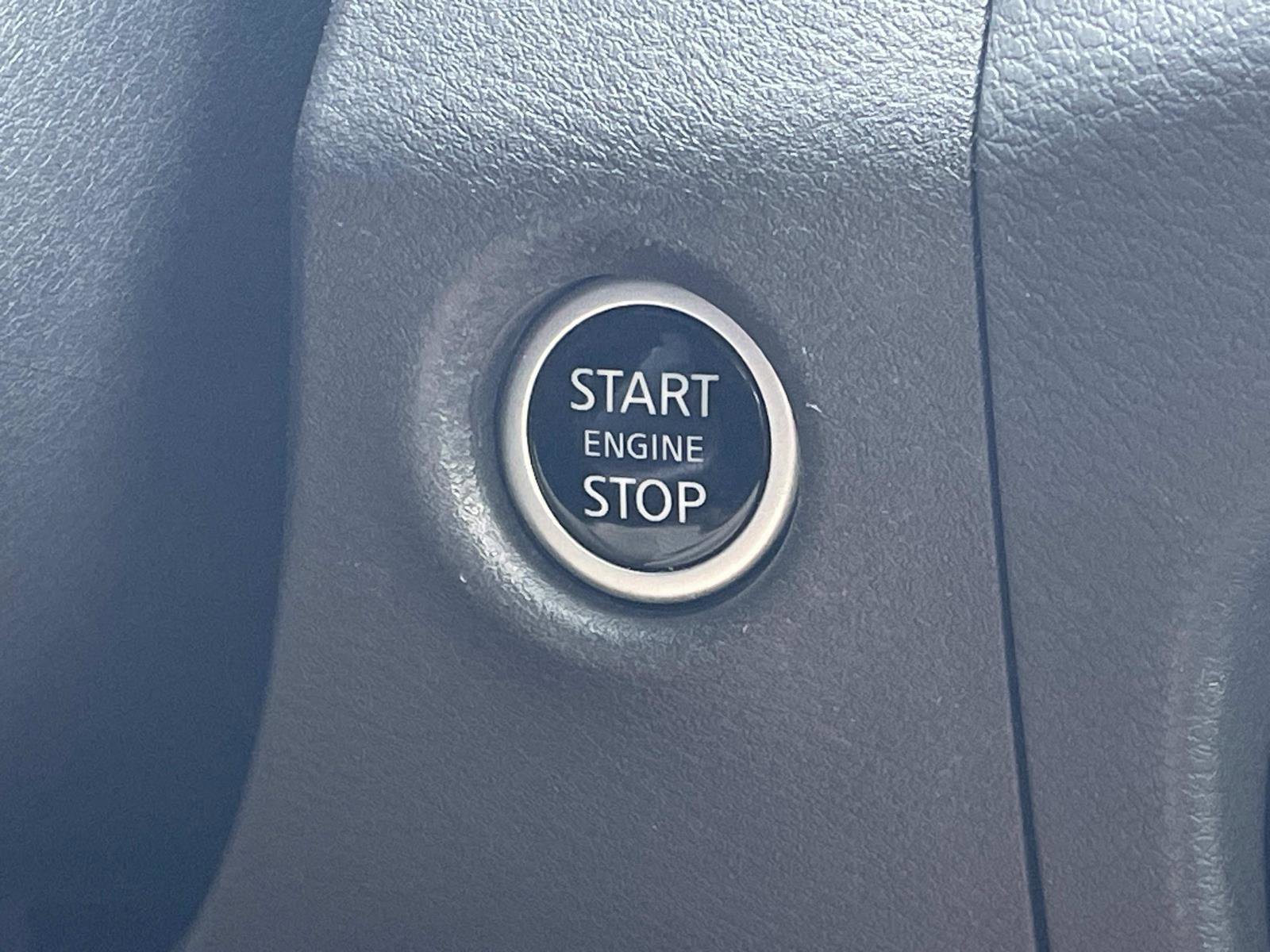 Used 2024 Nissan Frontier SV w/ SV Convenience Package image 18