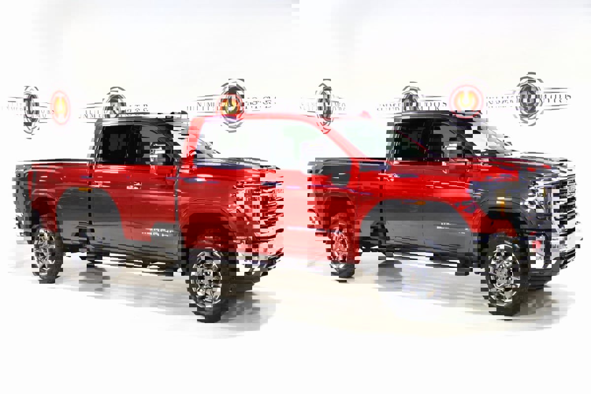 Used 2025 GMC Sierra 3500 SLT w/ SLT Premium Package image 6