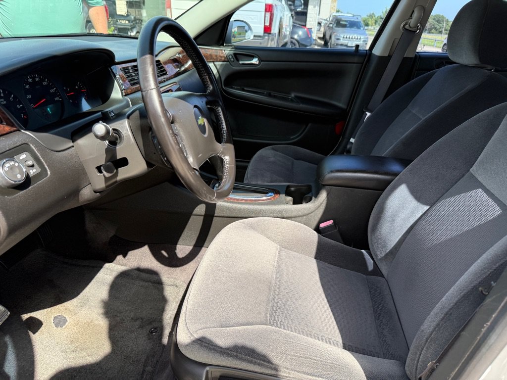 Used 2014 Chevrolet Impala Limited LS FWD image 11