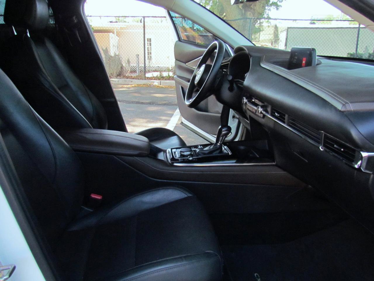 Used 2021 MAZDA CX-30 AWD 2.5 S w/ Premium Package image 18