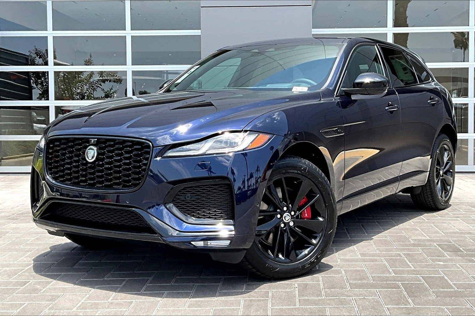 New 2026 Jaguar F-PACE R-Dynamic S image 1