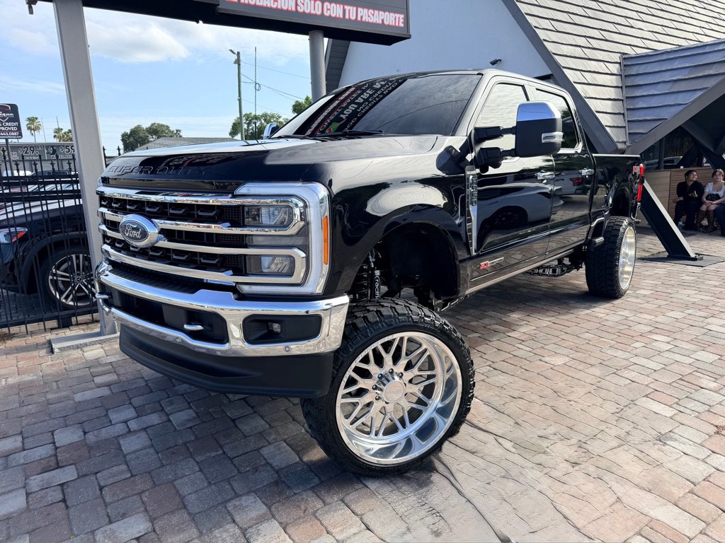 Used 2023 Ford F350 King Ranch w/ Chrome Package AWD/4WD image 1
