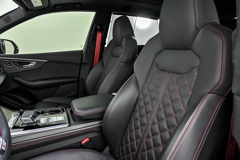 Used 2025 Audi SQ8 Prestige AWD/4WD image 18