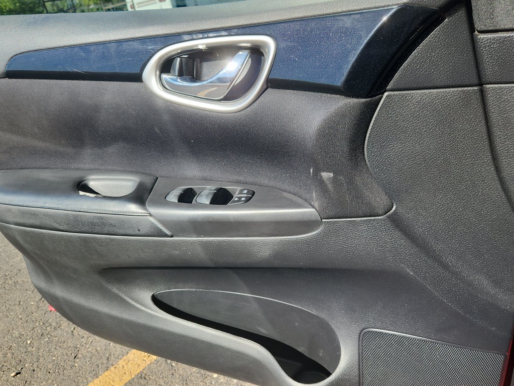 Used 2017 Nissan Sentra SV FWD image 8