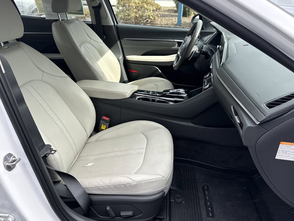Used 2023 Hyundai Sonata Limited w/ Cargo Package image 29