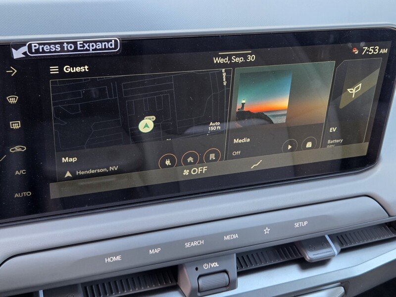 New 2027 Kia EV3 Wind FWD image 11