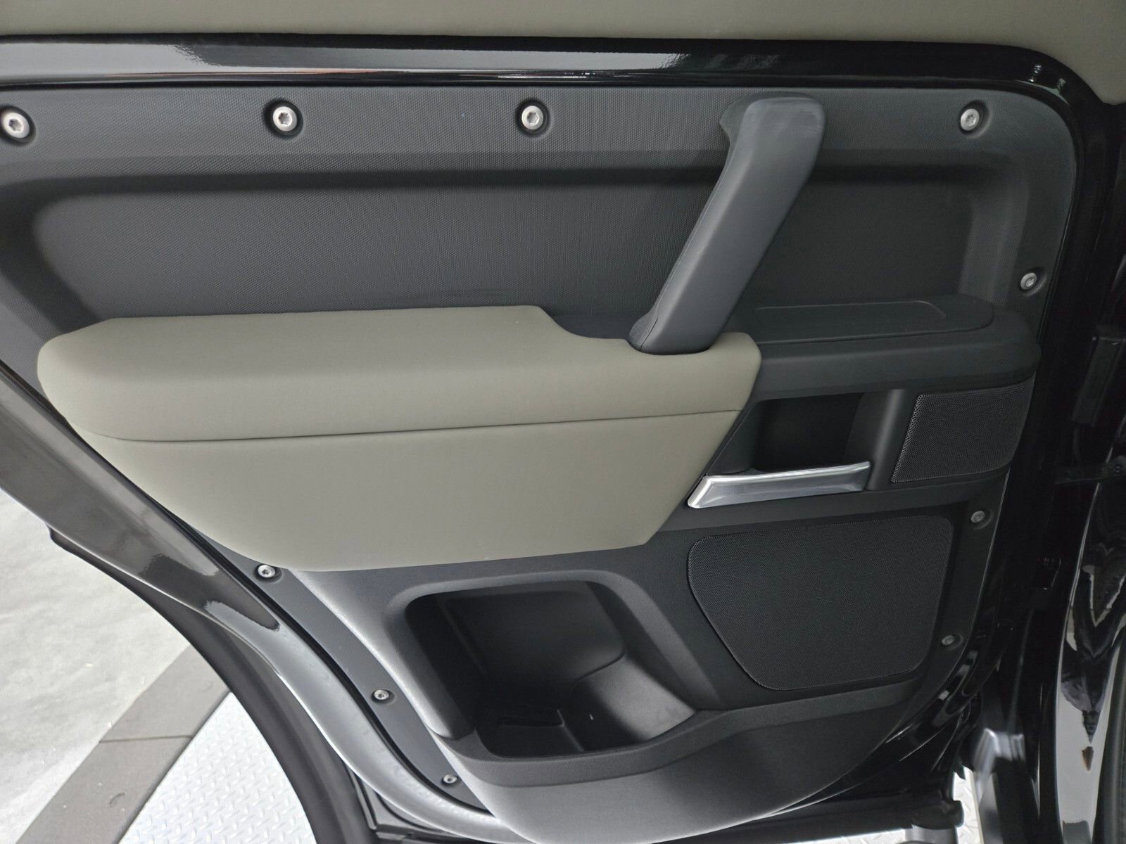 Used 2025 Land Rover Defender 110 S AWD/4WD image 22