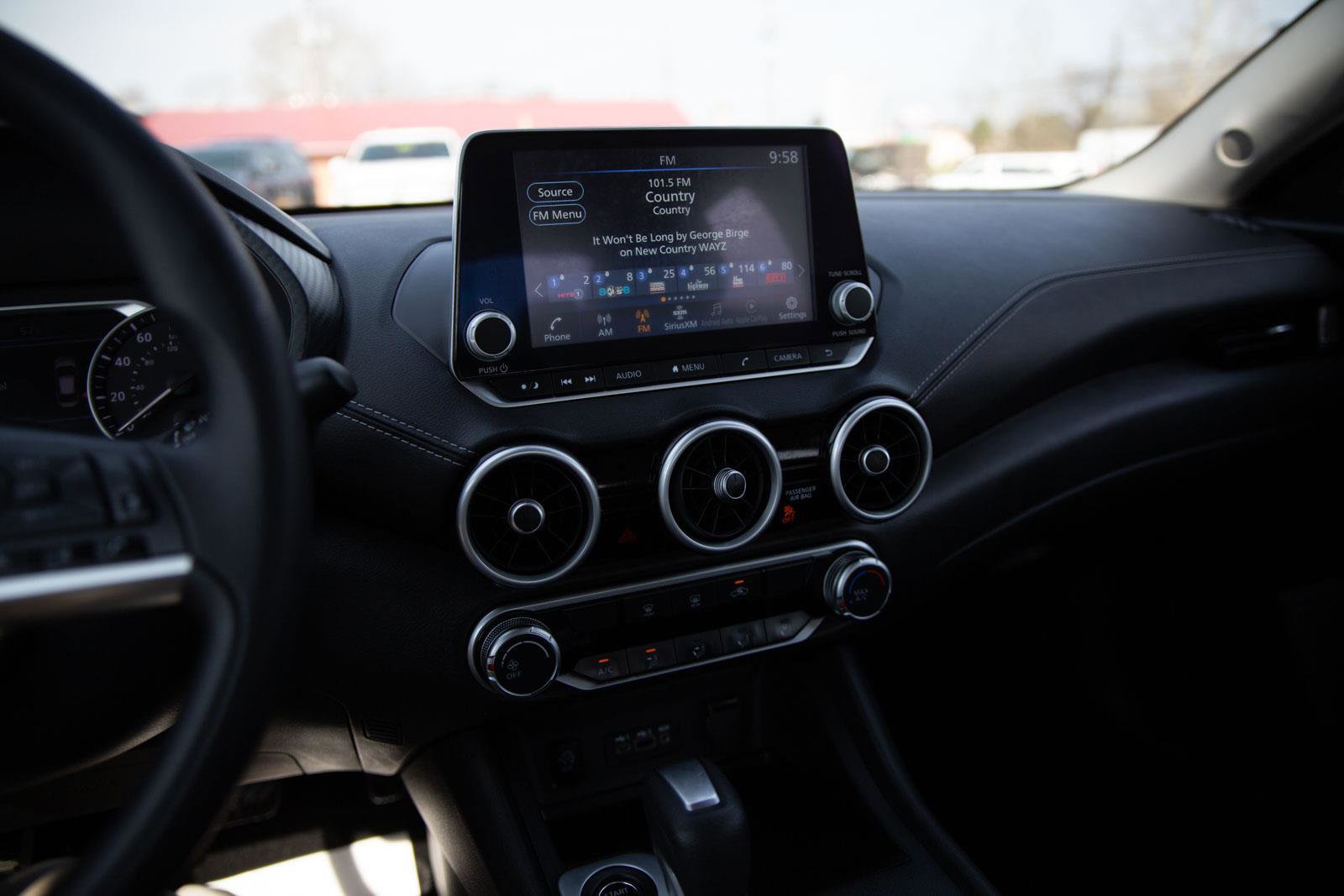 Used 2025 Nissan Sentra SV image 12