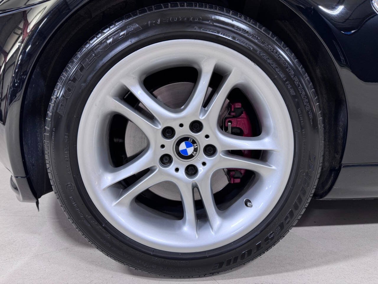 Used 2002 BMW Z8 RWD image 14