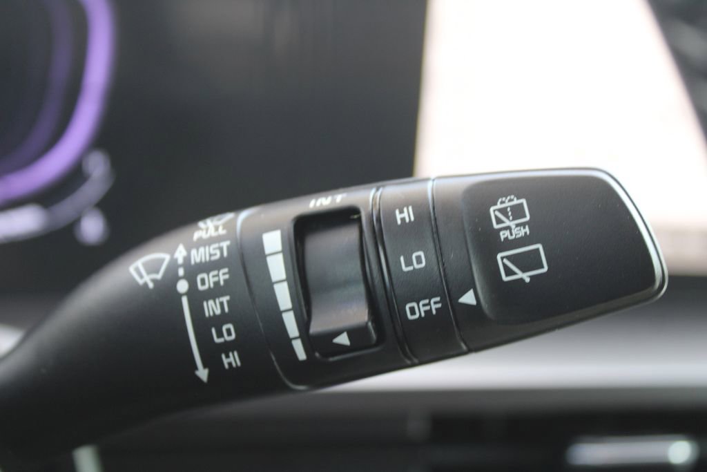 Used 2025 Kia Telluride S image 33